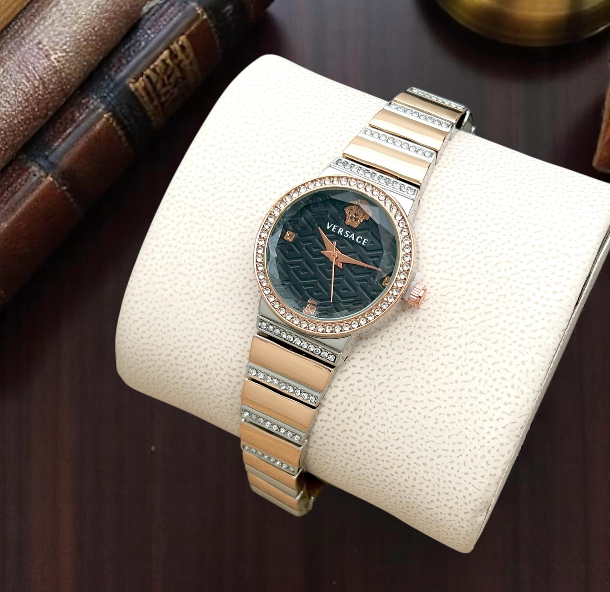 versace Ladies watch Premium quality maurya watch