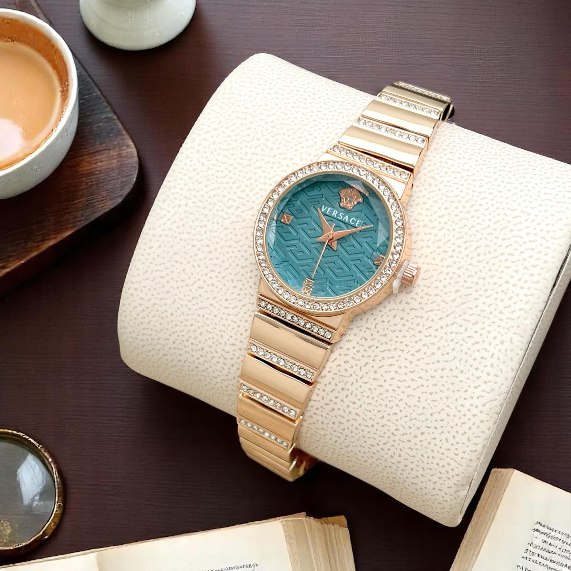 versace Ladies watch Premium quality maurya watch