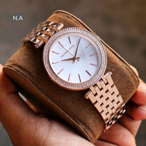 Michael kors A Turquoise Mother of Pearl dial