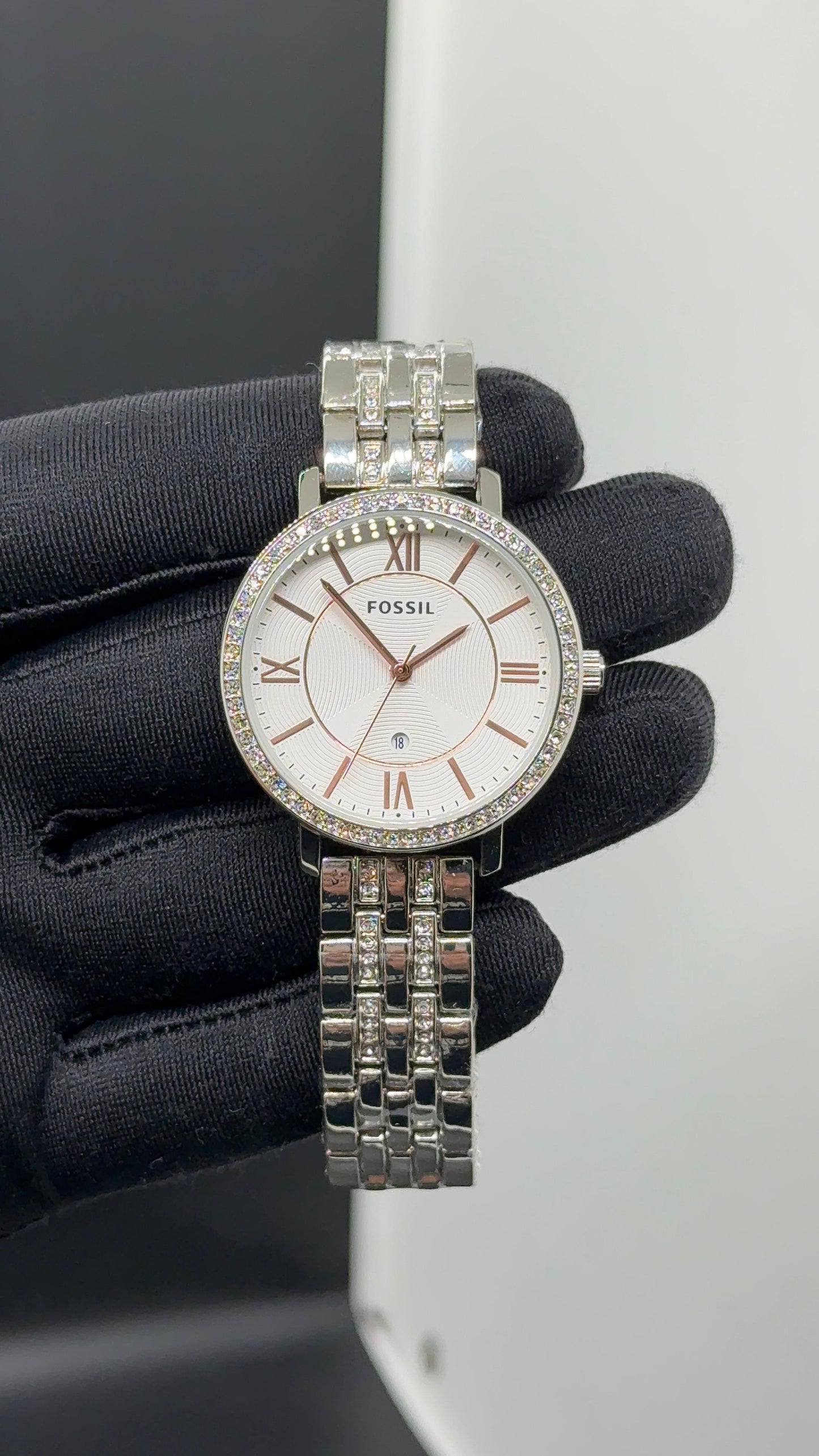 Fossil ES3546 is a Jacqueline Silver stainless steel ladies' watch
