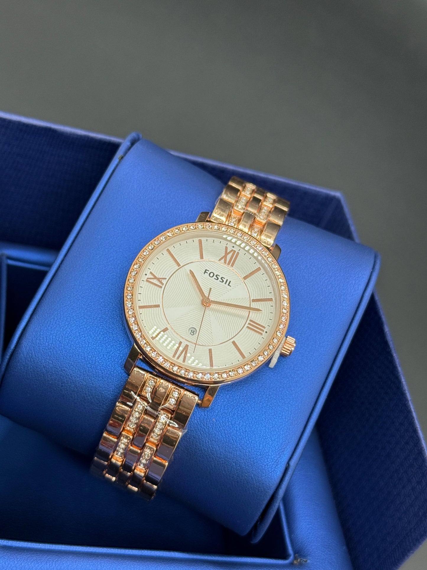 Fossil ES3546 is a Jacqueline Silver stainless steel ladies' watch